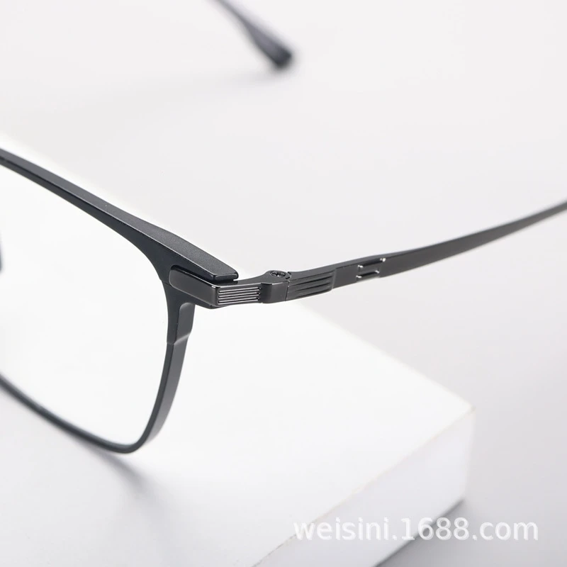 Titanium Frame Reading Glasses